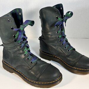Women's Dr Martens Aimilie boots size 10